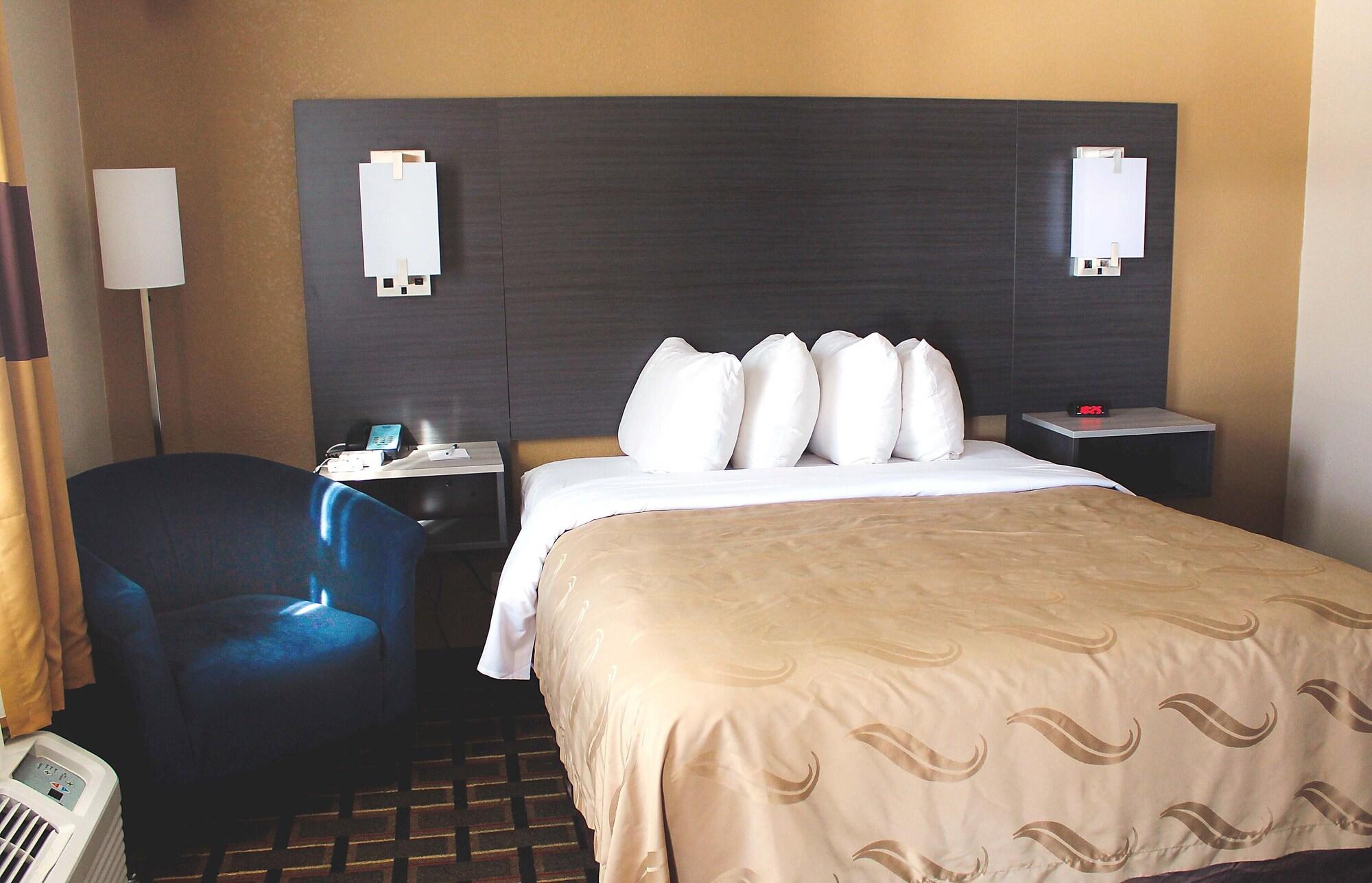 Quality Inn Raynham - Taunton Luaran gambar