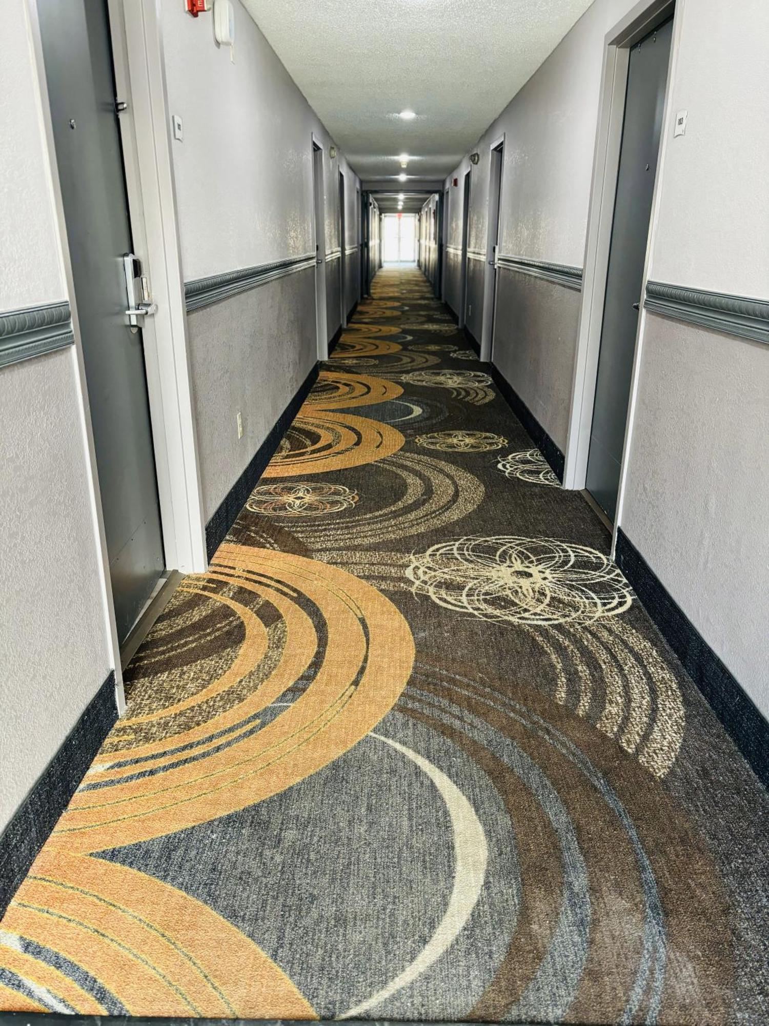 Quality Inn Raynham - Taunton Luaran gambar