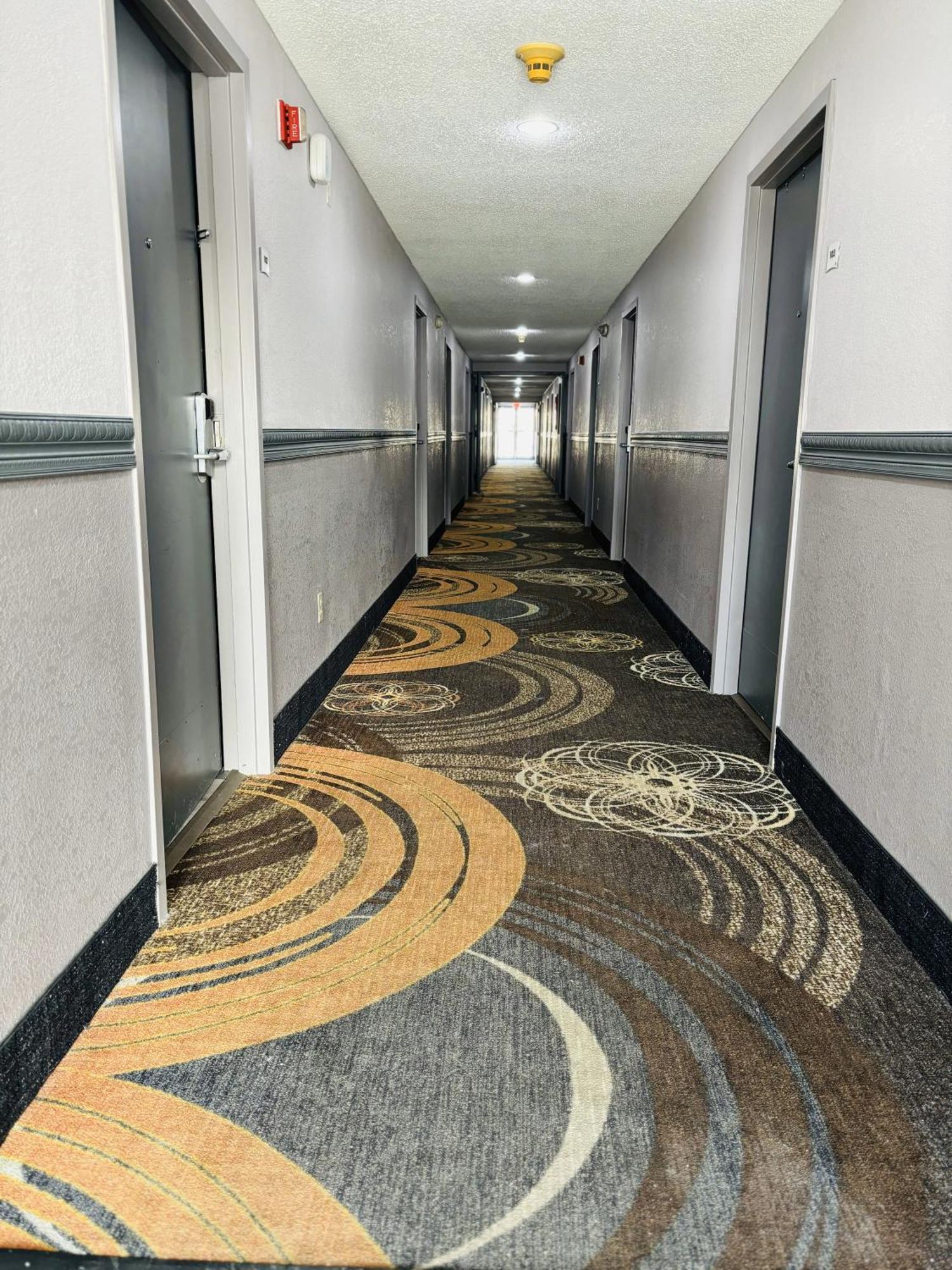 Quality Inn Raynham - Taunton Luaran gambar