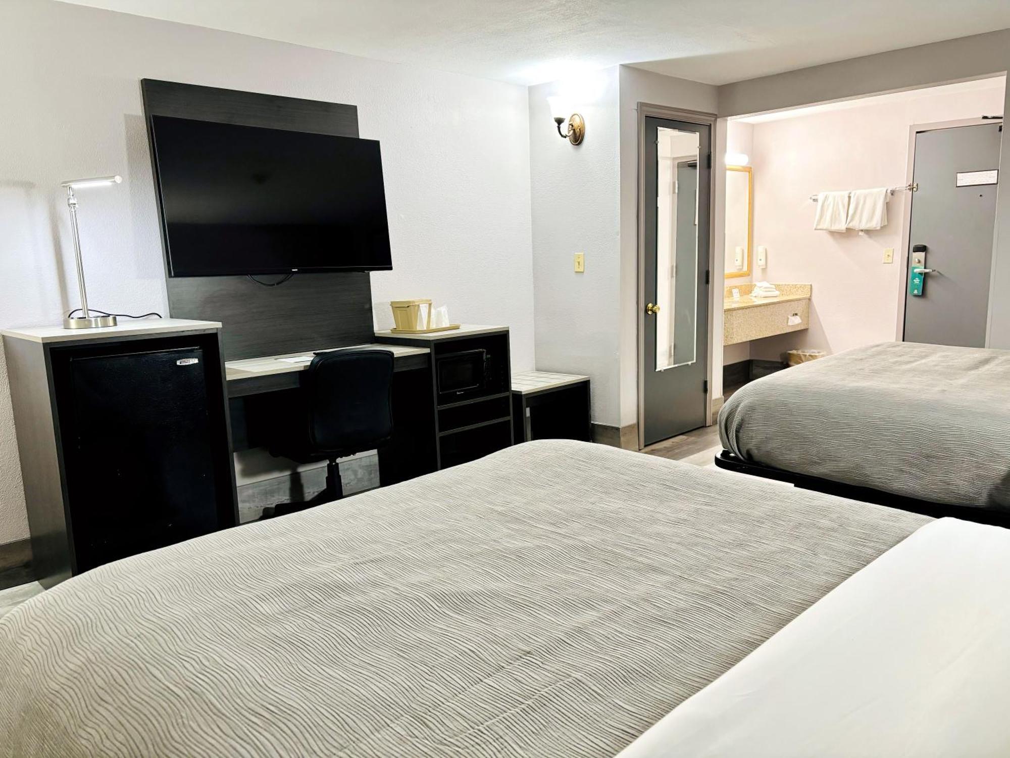 Quality Inn Raynham - Taunton Luaran gambar