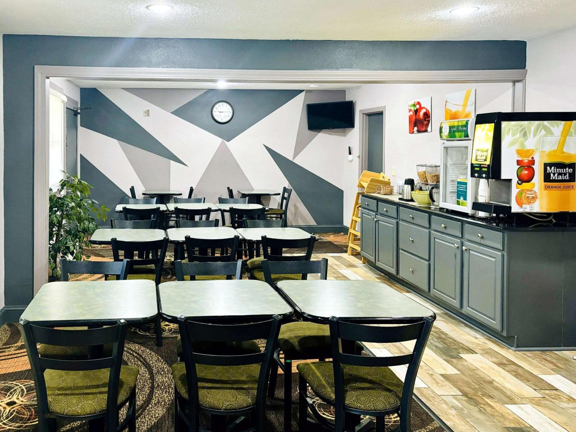 Quality Inn Raynham - Taunton Luaran gambar