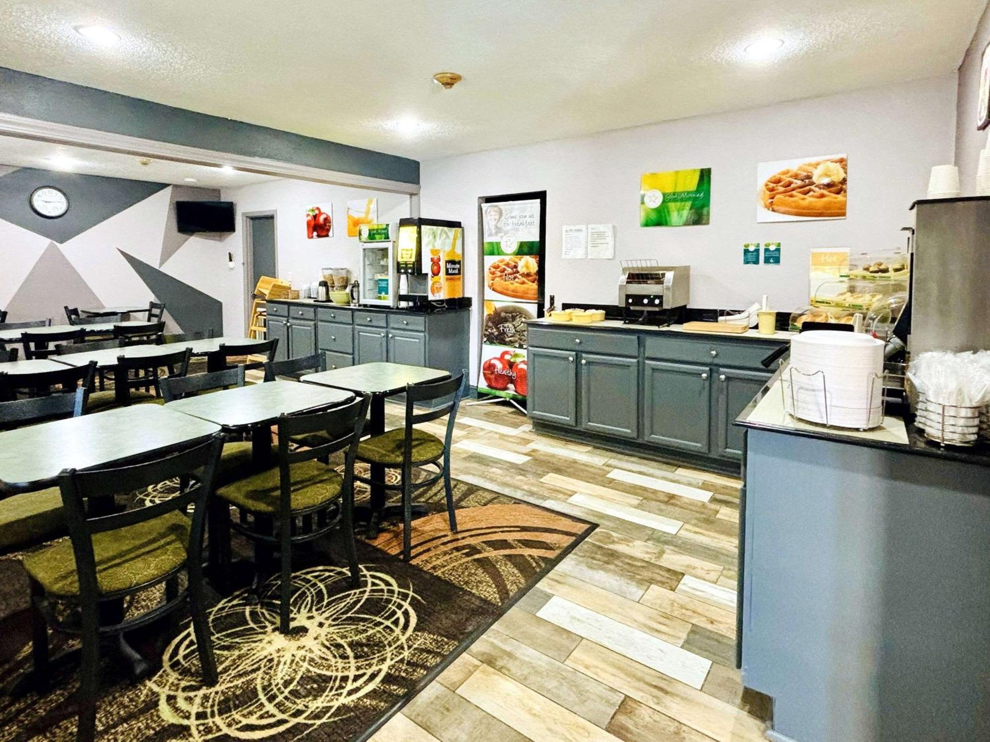 Quality Inn Raynham - Taunton Luaran gambar