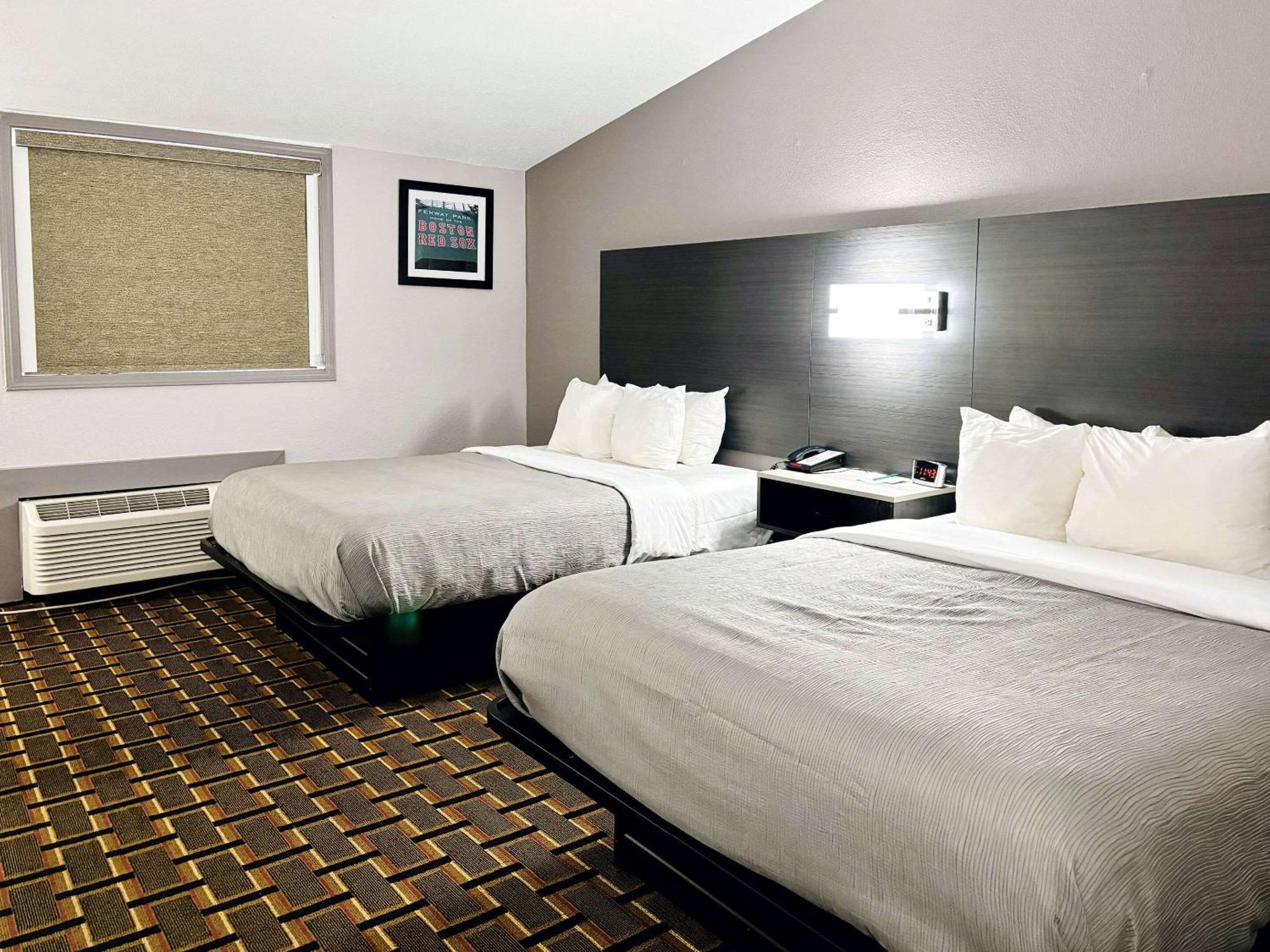 Quality Inn Raynham - Taunton Luaran gambar