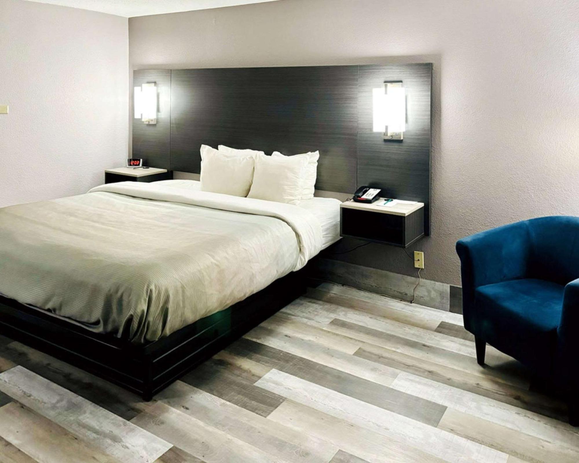 Quality Inn Raynham - Taunton Luaran gambar