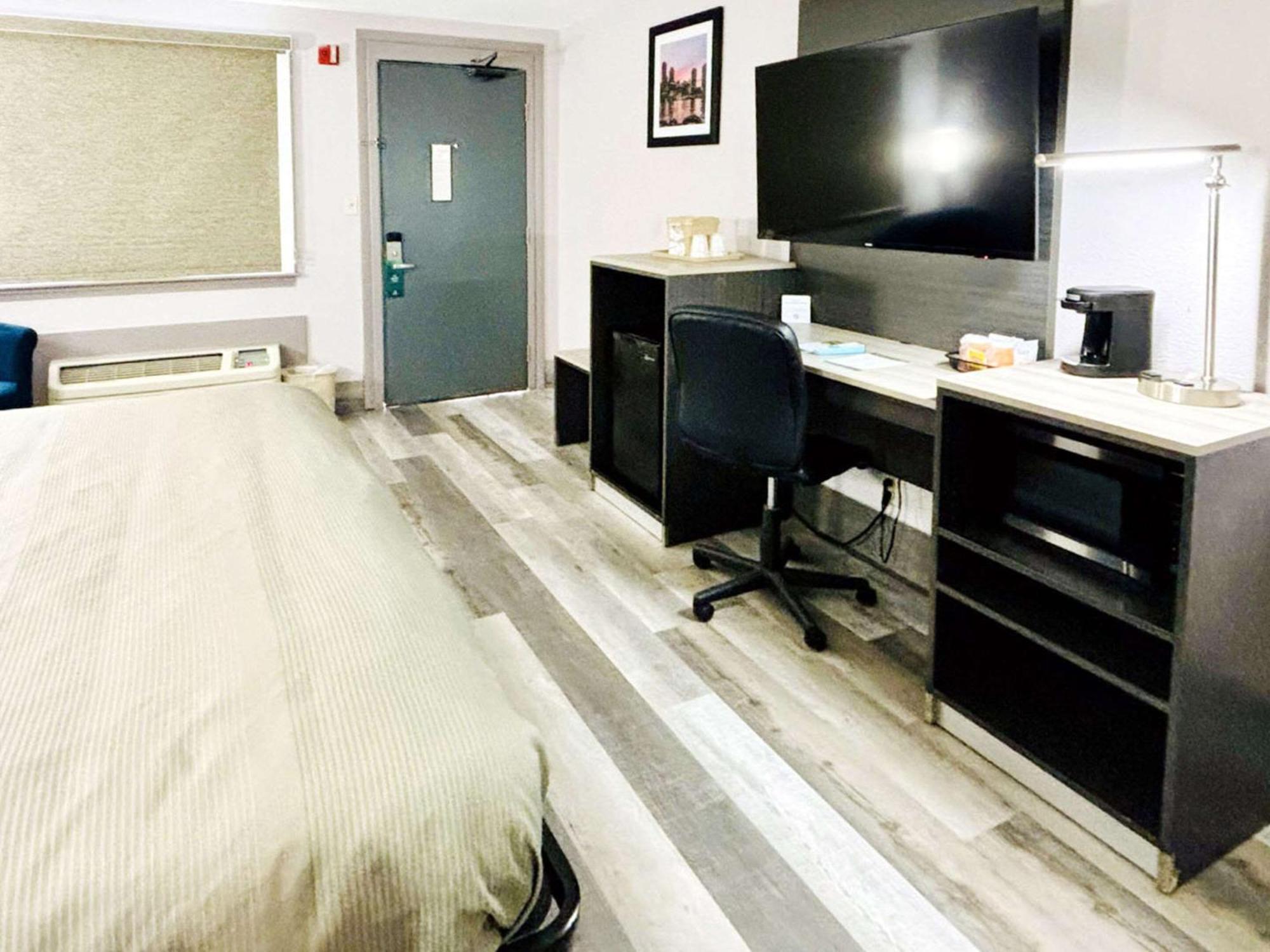 Quality Inn Raynham - Taunton Luaran gambar